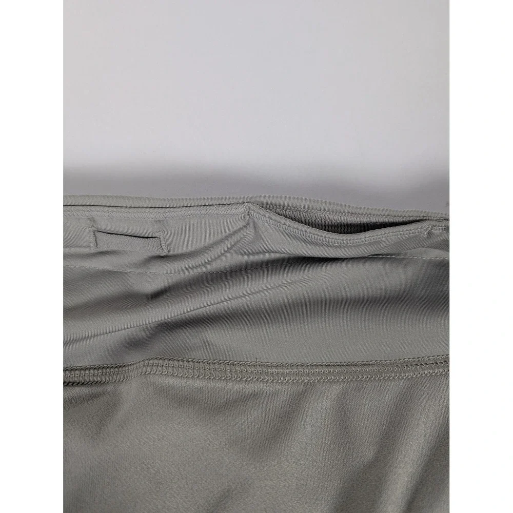Athleta Shorts Womens XL‎ Gray Leaf Print Lined Athletic Run Hiking Zip Pocket
